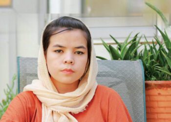 Seventeen-year-old Mursal Fasihi is not allowed to attend her school in Afghanistan