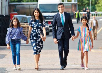 The Rishi-Akshata romance story