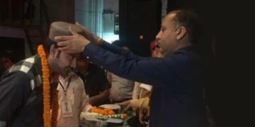 Paras Mehta honoured by former Chief Minister of HP, Sh Jai Ram Thakur