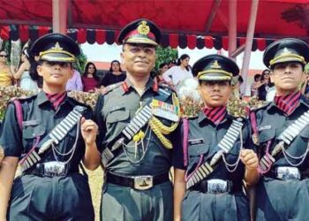 5 women Army officers commissioned