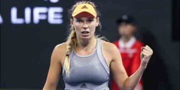 Caroline makes comeback