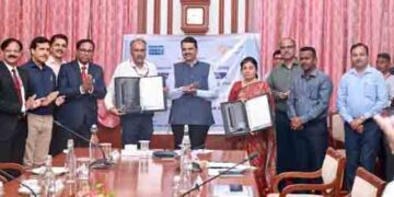 Maha Govt inks MoUs worth Rs 71,000 cr with NHPC & Torrent Power to develop Pumped Storage Projects with total generation capacity of 13,050 mw