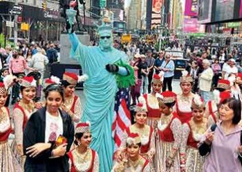 Mughal-e-Azam debuts in the US