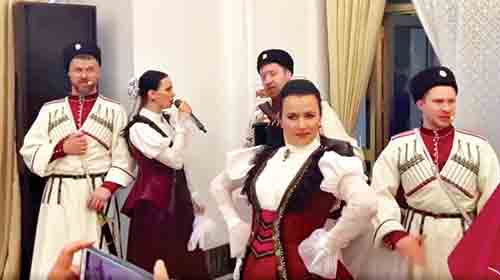 Pomp & gaiety at Russian National Day