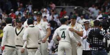 Australia win second Test of Ashes series