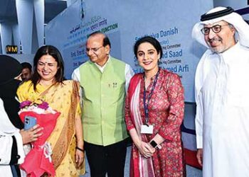 Union minister Lekhi and Delhi L-G Saxena flag off the first batch of Hajjs