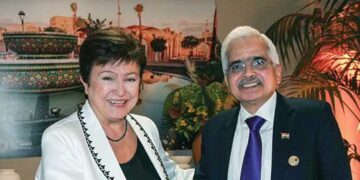 IMF Showers High Praise On India