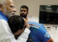 consoling Mohd Shami