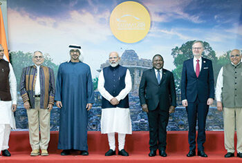 Prime Minister Narendra Modi with Heads of State/Government and other dignitaries at the 10th Vibrant Gujarat Global Summit, at Gandhinagar in Gujarat –