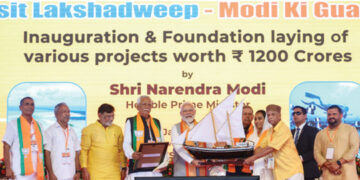 PM Modi goes snorkelling