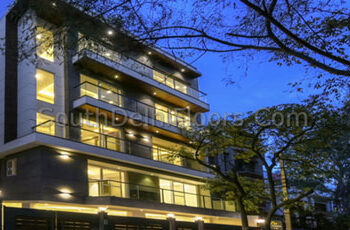Luxury housing