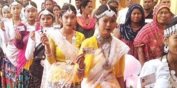 Women The Decisive Factor