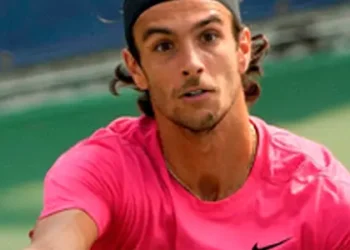 Lorenzo Musetti of Italy saved two match points at 4-5 in the fifth set of his match against Miomir Kecmanovic to secure a 3-6, 6-4, 6-4, 2-6, 7-5 victory and moved in the third round of the US Open