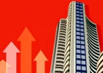 Indian equity indices opened flat on August 29 due to negative cues from Asian and US markets