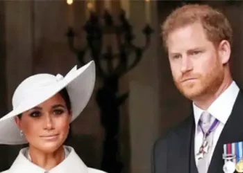 Homely reunion sans Markle