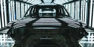 Jaguar joins EV race