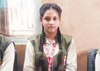 3 girls from Maharajganj district got a chance to train in ISRO