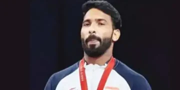 PM Modi congratulated the bronze winner in Paralympics