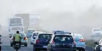 sky surrounded by air pollution