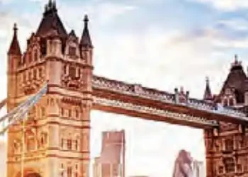 Be it England or America, everywhere tourism packages are being prepared keeping Indians in mind.