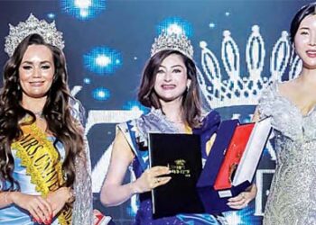 Nikita won the title of first runner-up in 'Mrs. Universe' competition