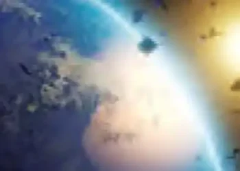 Boeing's satellite breaks apart in space