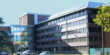 Threaten stir over order to return to office