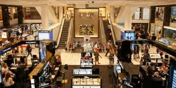 Americans step up SPENDING