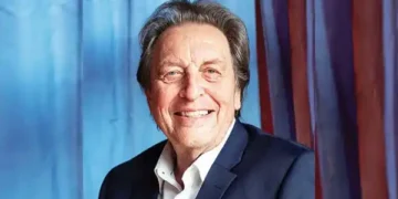 Elon Musk not RIGHT WING, claims his dad