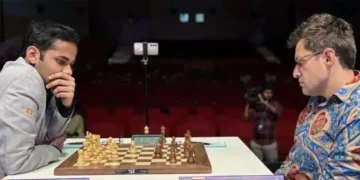 Erigaisi continues strong start