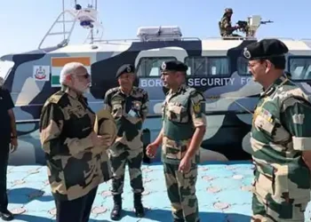 PM celebrates Diwali with soldiers in Kutch