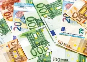 Pound hits 3-month low