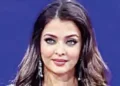 Aishwarya removed Bachchan surname at the event, discussions about divorce became more heated.