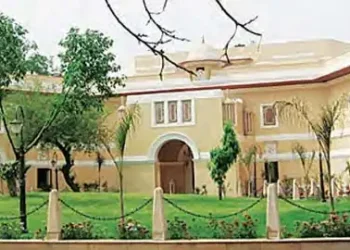 Order for attachment of Bikaner House on contempt of court