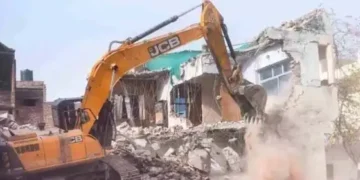 No relief to Muslim side in bulldozer action case