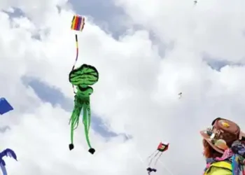 kite festival held to raise awareness for mental health