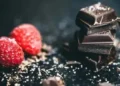 Eating dark, but not milk, chocolate may cut diabetes risk