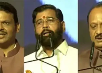 Fadnavis takes oath as CM, Eknath Shinde & Ajit Pawar as Dy CMs