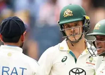 Kohli reprimanded for shoulder bump with Konstas