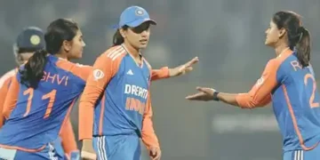 Richa's joint-fastest fifty