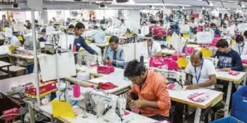 Employment growth in November fastest since 2005