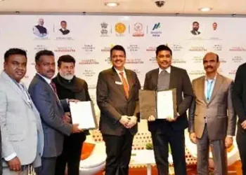 Maha Govt signs 31 MoUs for investment proposals worth Rs 6,25,457 crore at Davos