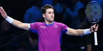 Ruud, Nishikori survive five-set thrillers in opening round