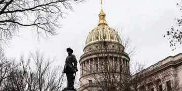 West Virginia lawmakers oust delegate-elect Soto