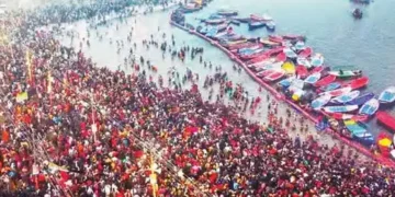 महाकुंभ का शुभारंभ : डेढ़ करोड़ श्रद्धालुओं ने किया संगम स्नान