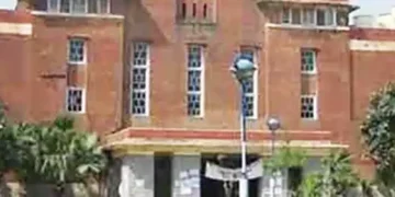 HC asks DU to notify monthly attendance