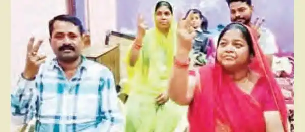 Sailor family earned 30 crores in Maha Kumbh