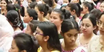 The government has discontinued the 4-year integrated BA B.Ed and B.Sc B.Ed courses