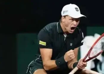 Brooksby upsets Paul to enter Houston Open final