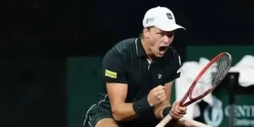 Brooksby upsets Paul to enter Houston Open final